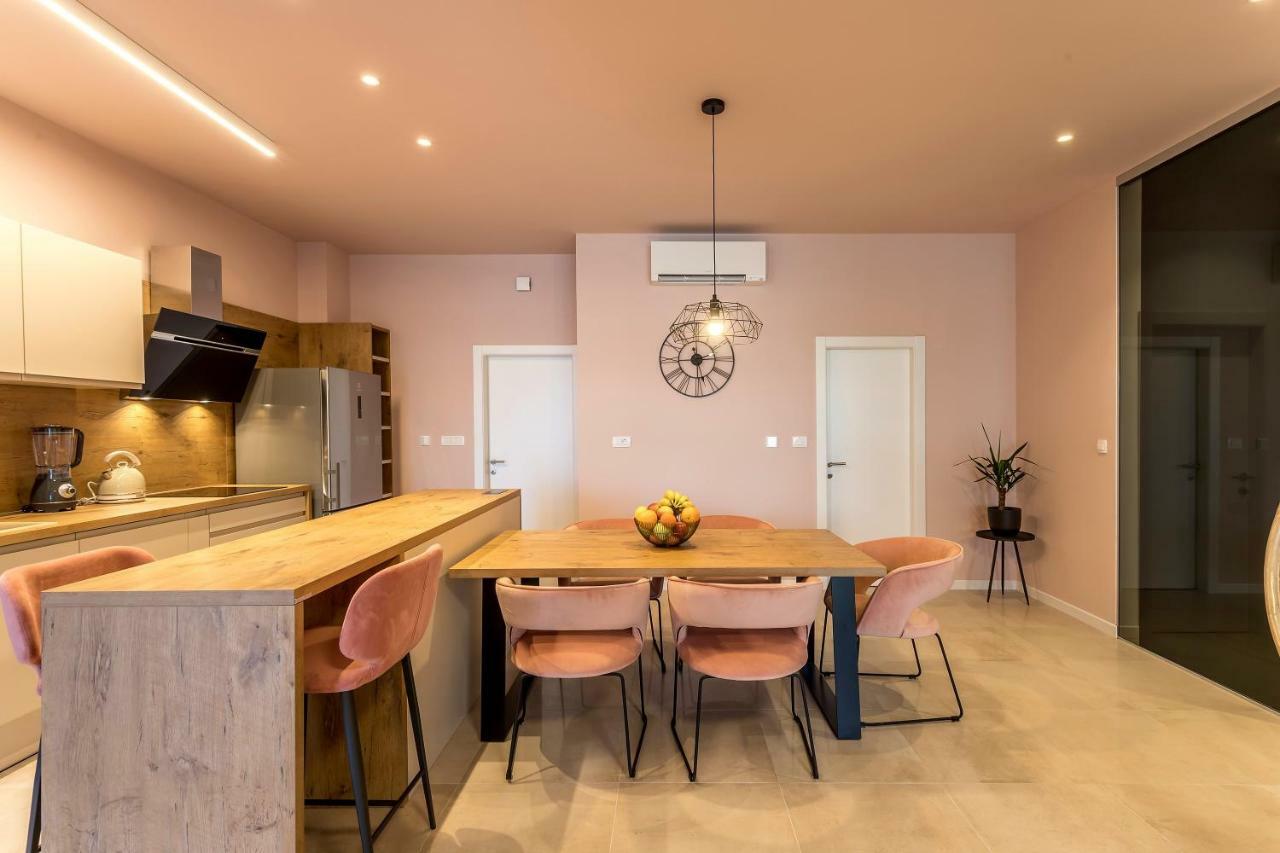 Luxury Apartment With Hot Tub Omis Luaran gambar